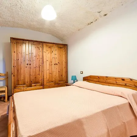 Awesome In With Wifi And 1 Bedrooms *